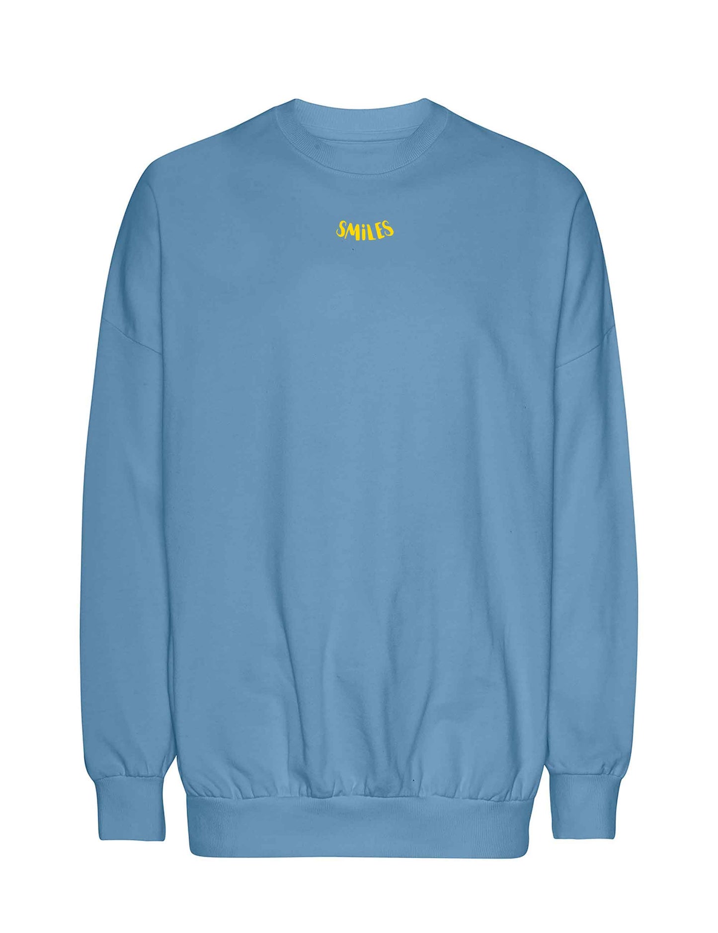 Gemütlicher Oversized-Hoodie in lässigem Design mit kleinem, dezentem "SMILES"-Print auf der Vorderseite 